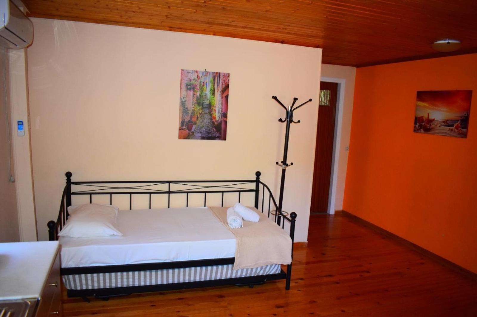 Karydia Apartments 4 Pers Lazarata Экстерьер фото